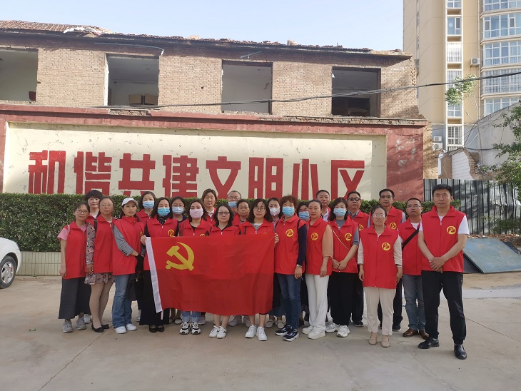 1630663079827035802.jpg 全体教师合影.jpg
