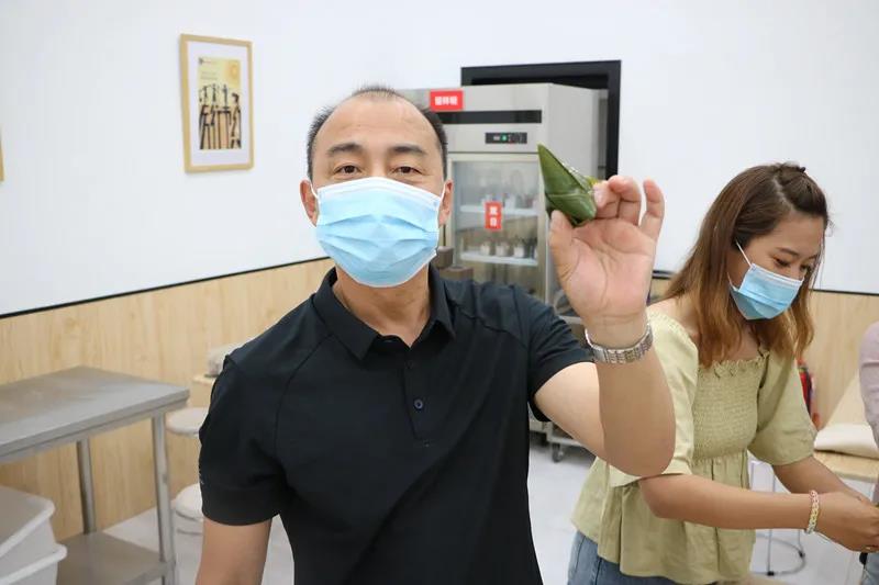 1630829794317025880.jpg jiewei04.jpg